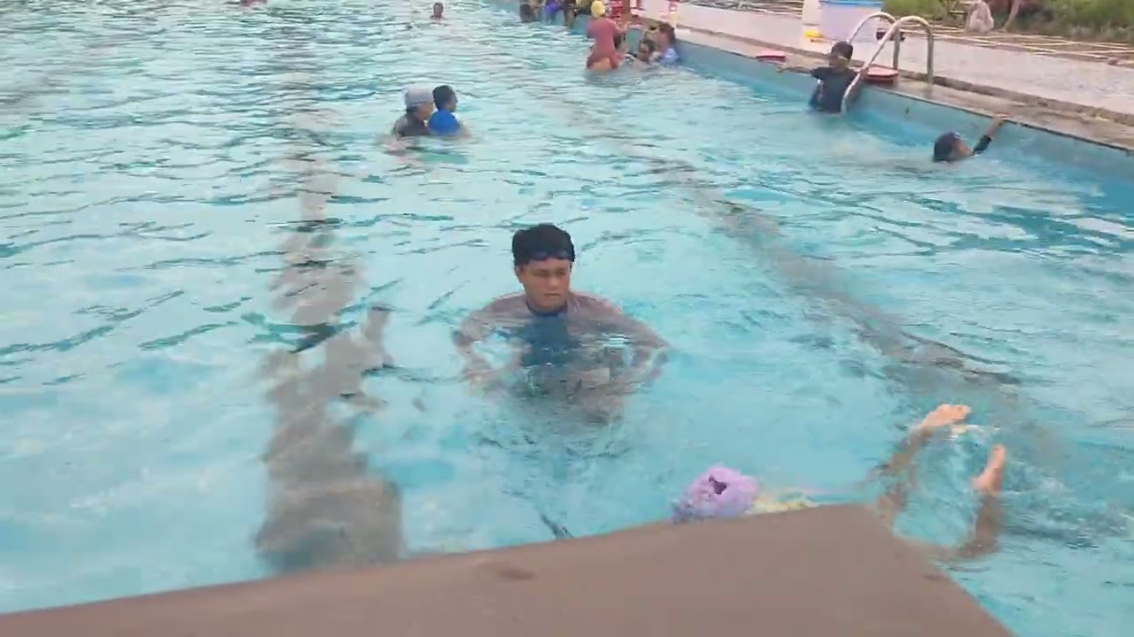 Les Renang, Gaya Bebas dan Gaya Dada