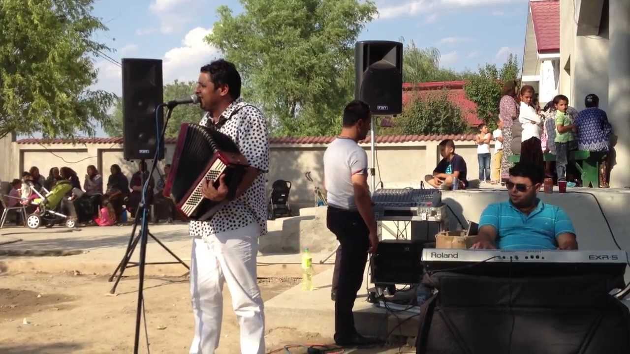 VARGHIR DE LA BARBULESTI - CANTA LA TANDAREI 2013 PART.2