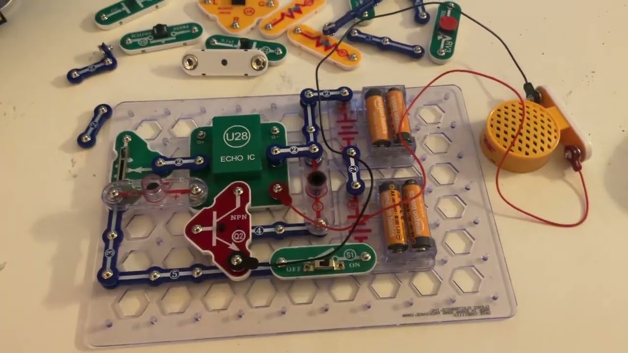 Snap Circuits Sound: Echo Light Headphones