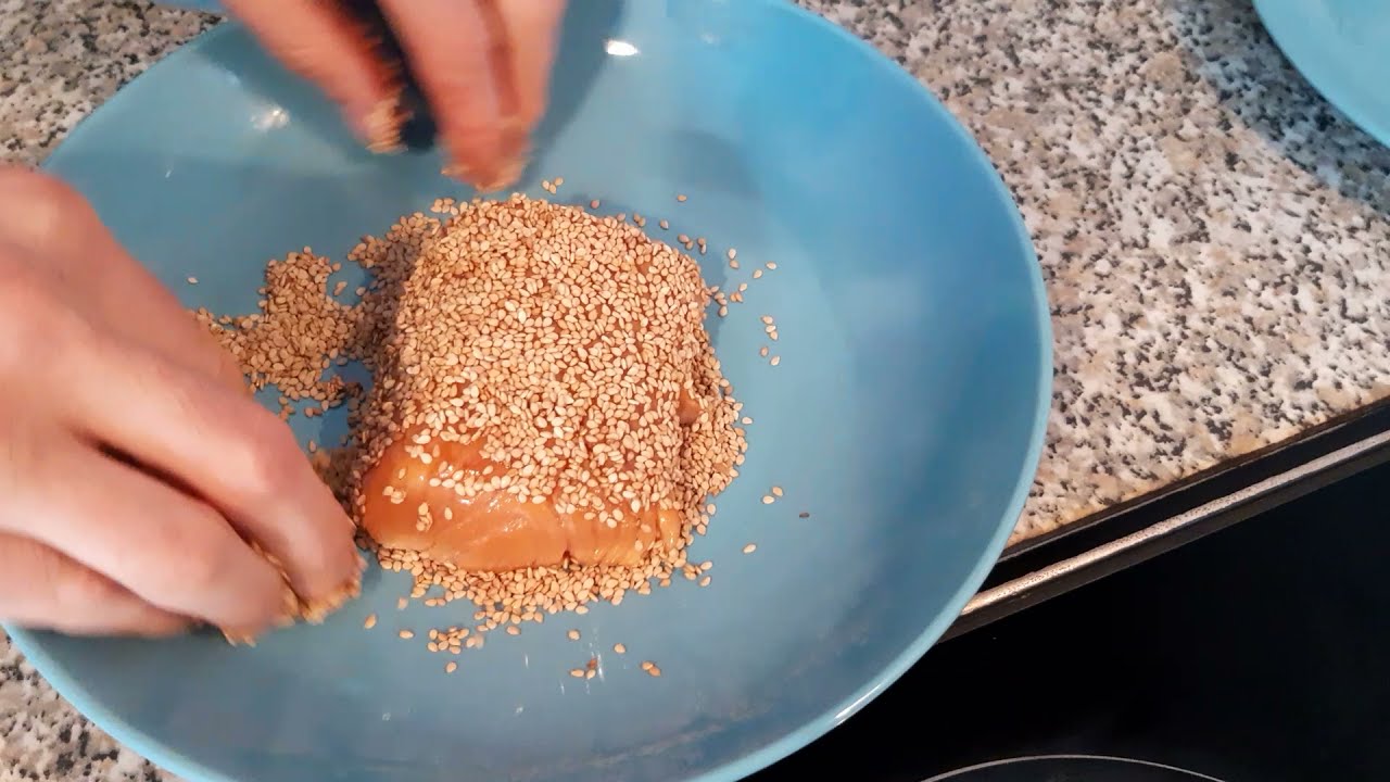 Tataki de saumon et sa salade thaï