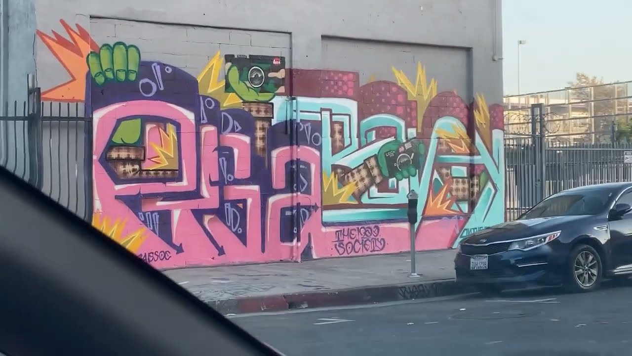 Los Angeles Street Graffiti Dirty Downtown Cruise