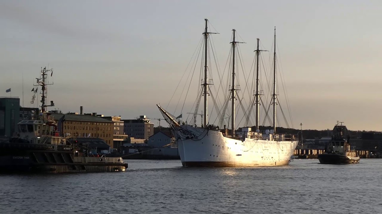 Barken Viking tillbaka i Göteborg efter renovering i Falkenberg