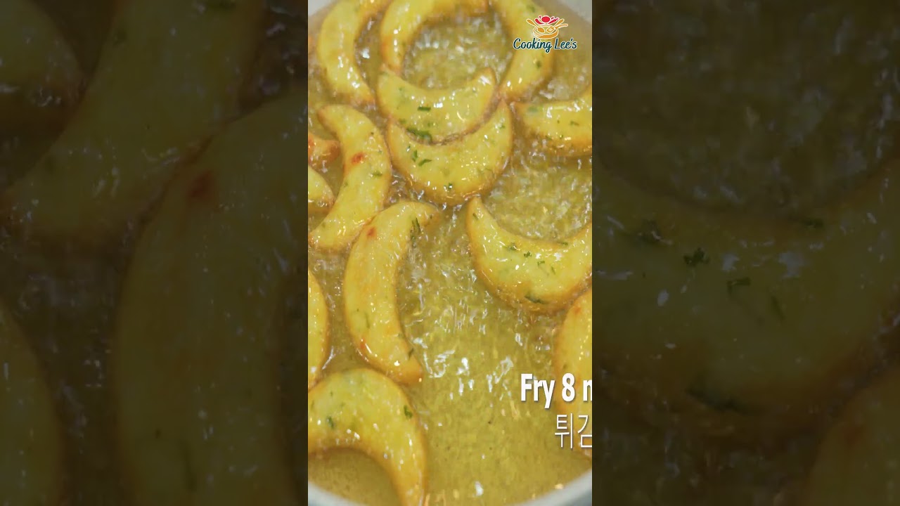 How to Make Semicircle Potatoes! Simple and Delicious #shorts #cookinglee #easyrecipes