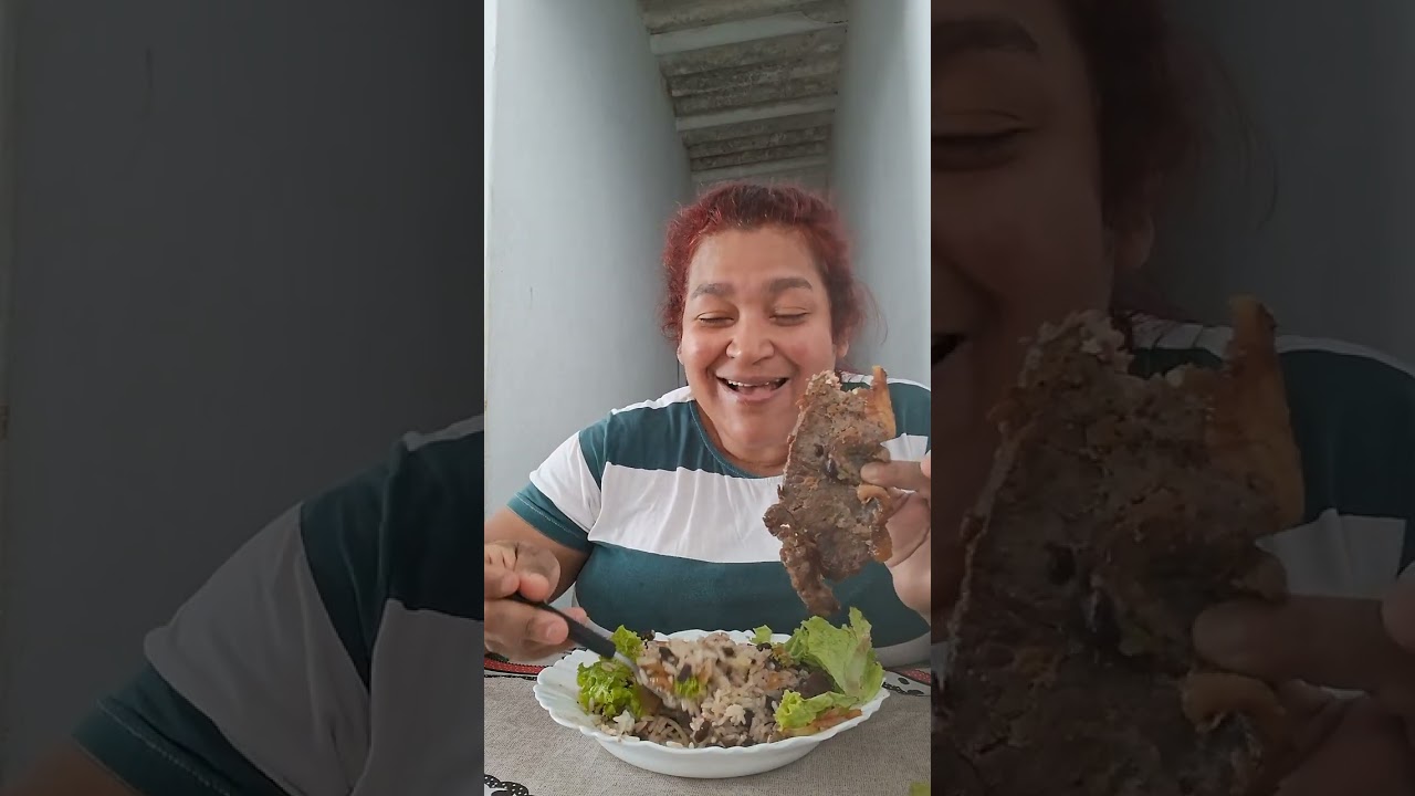 Oi gente vamos almoçar meu almoço de quinta-feira é um bife delicioso quem gosta de bife assim #😋
