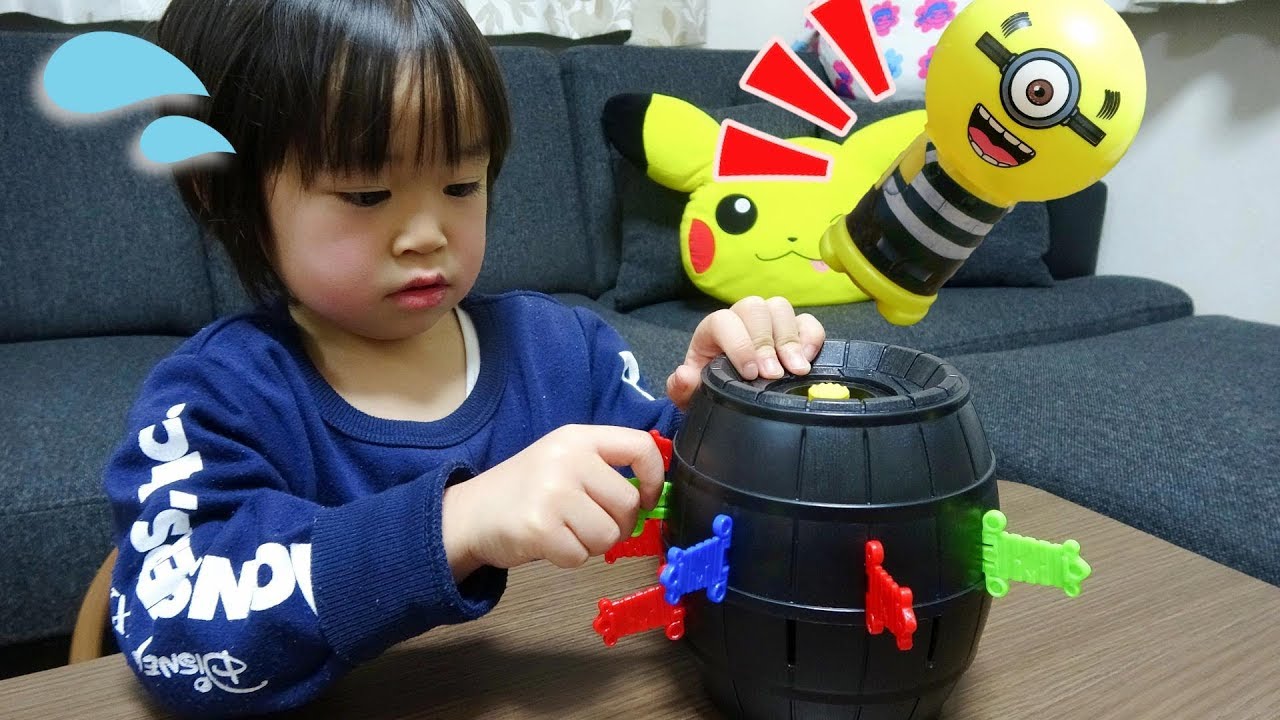 ミニオンの危機一髪ゲームで遊ぼう！ばいきんまんとコキンちゃんと対決だ！ レオスマイル