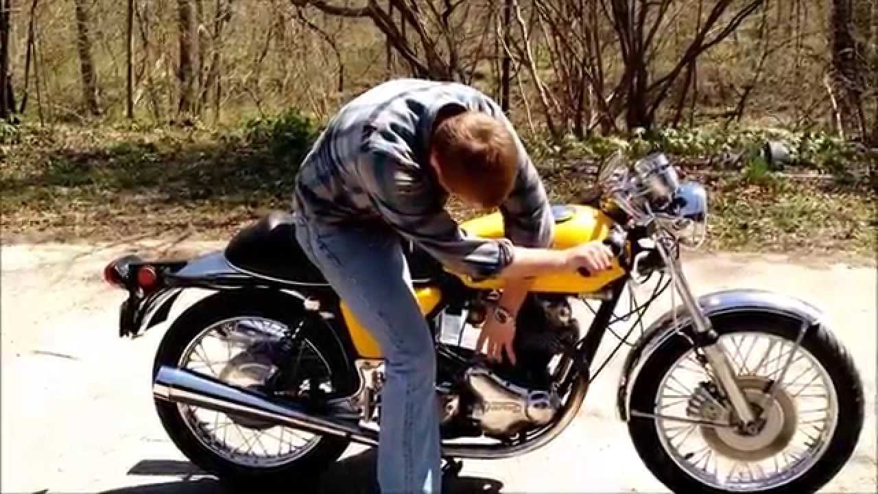 1972 Norton Commando Combat Roadster 750cc Cafe Racer