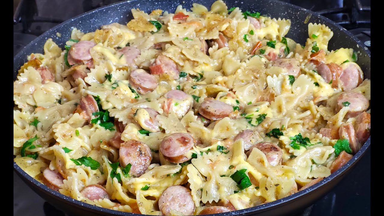Вкусное блюдо с макаронами и колбасками: Простой рецепт для сытного обеда!