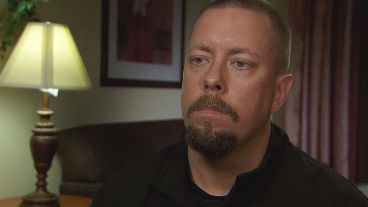 Cop Doesn't Consider Himself a 'Hero' After Taking Down Knife-Wielding Suspect