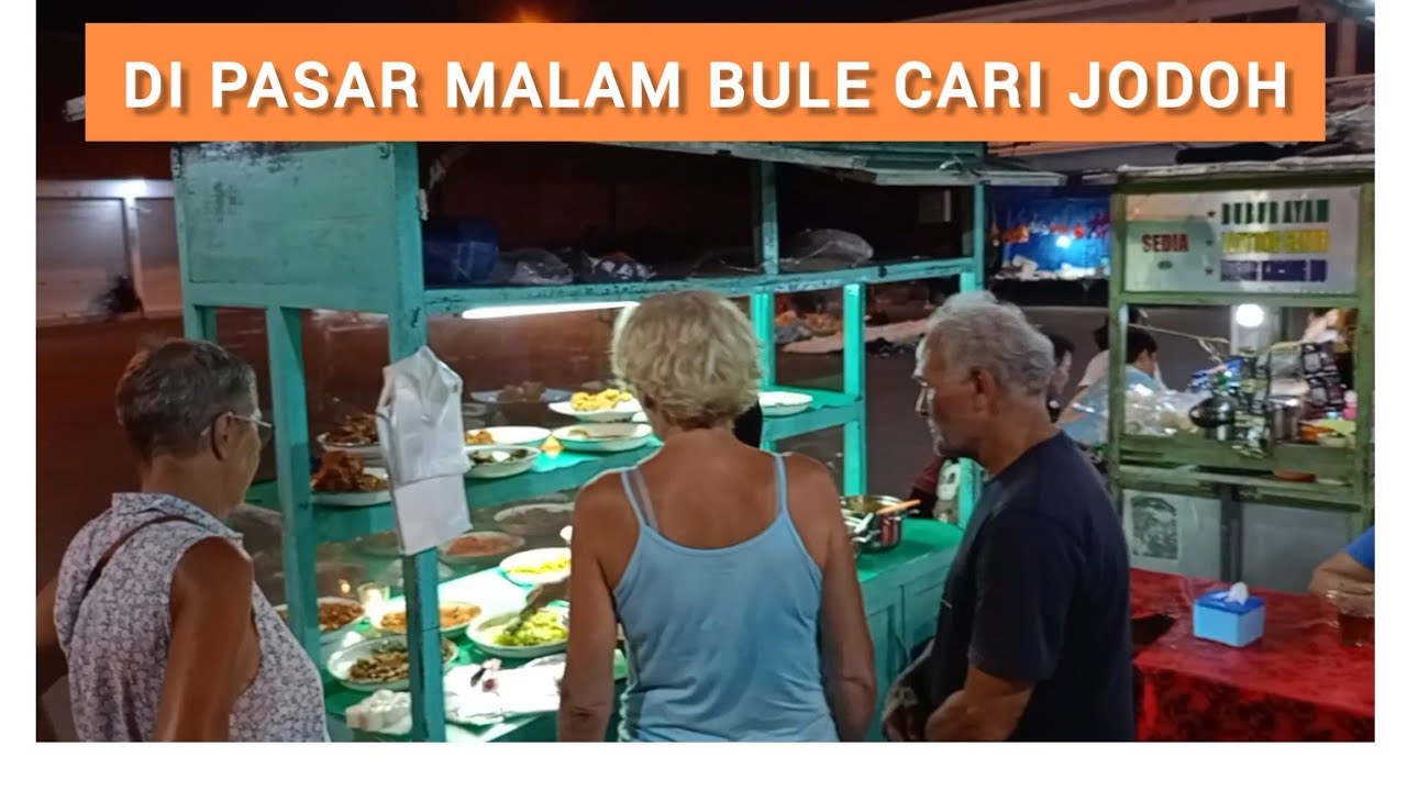 WOW PENUH BULE, PENGUNJUNG PASAR MALAM SINDHU SANUR.