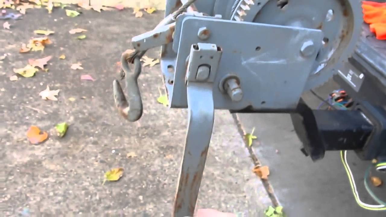 Discreet Prepper  - DIY Truck Winch