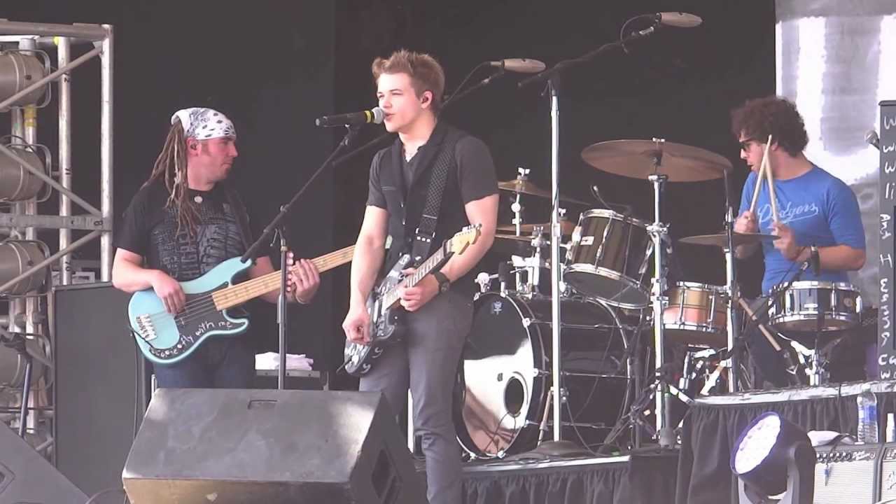 Hunter Hayes@Strawberry Festival/Cry With You