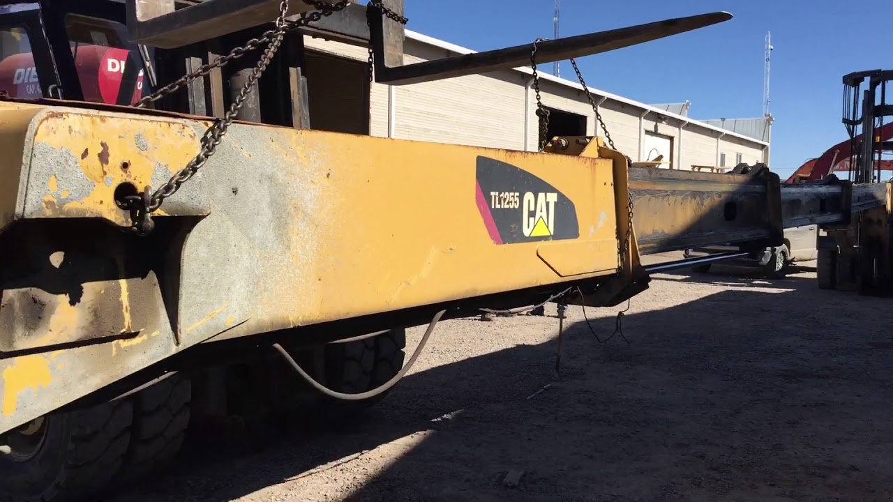 Caterpillar TL1255 boom inspection - removed