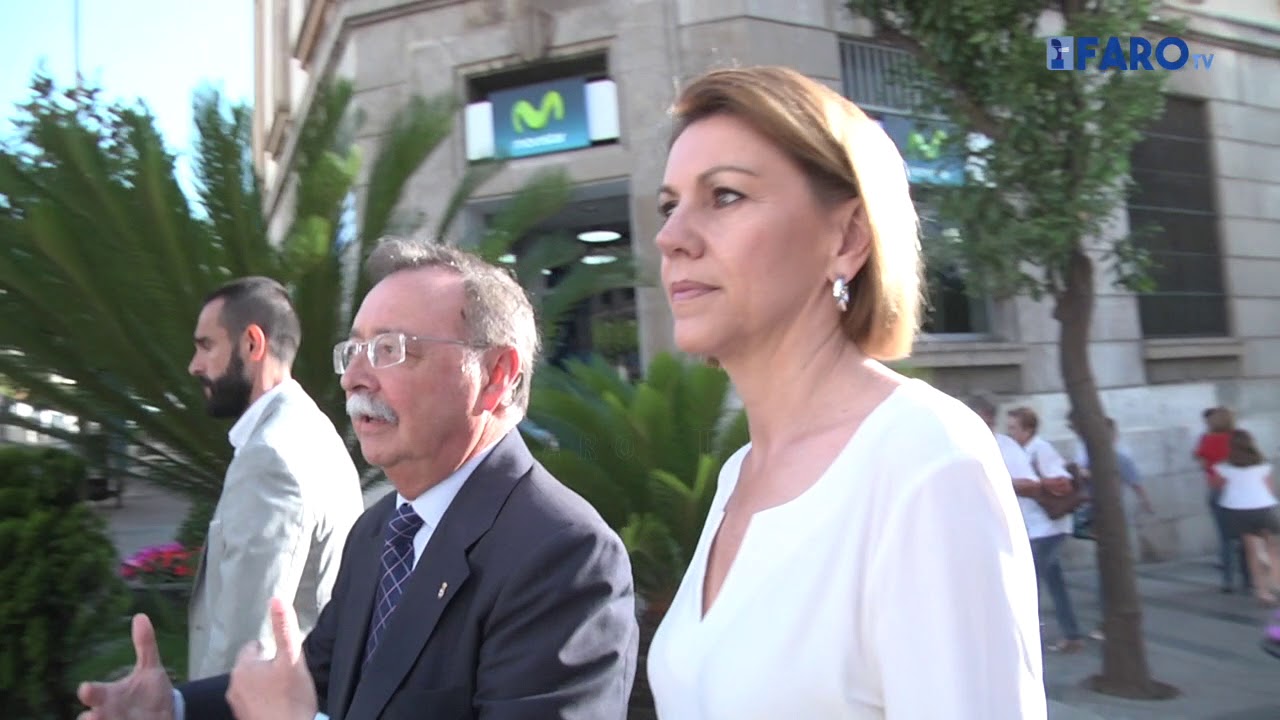 María Dolores de Cospedal, con los ceutíes en su campaña a la presidencia del PP