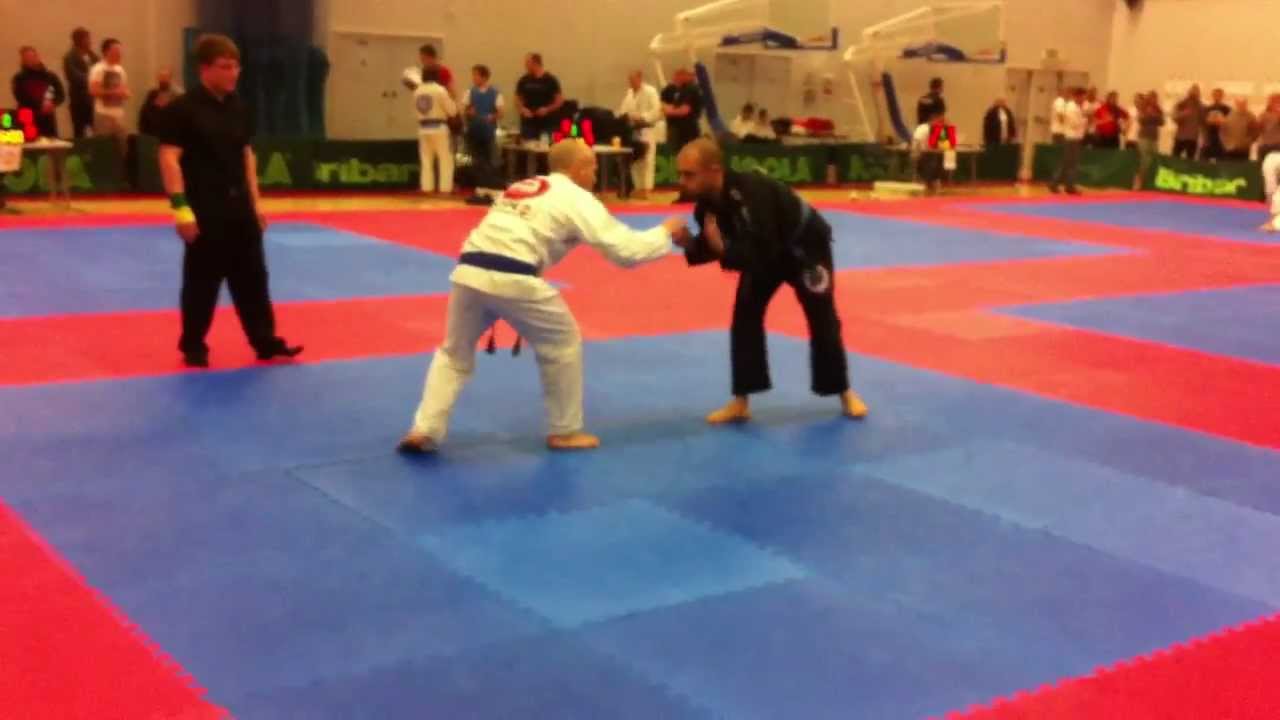 Premier BJJ Open March 2013 Bristol - Blue Belt 70kg Jacopo 1