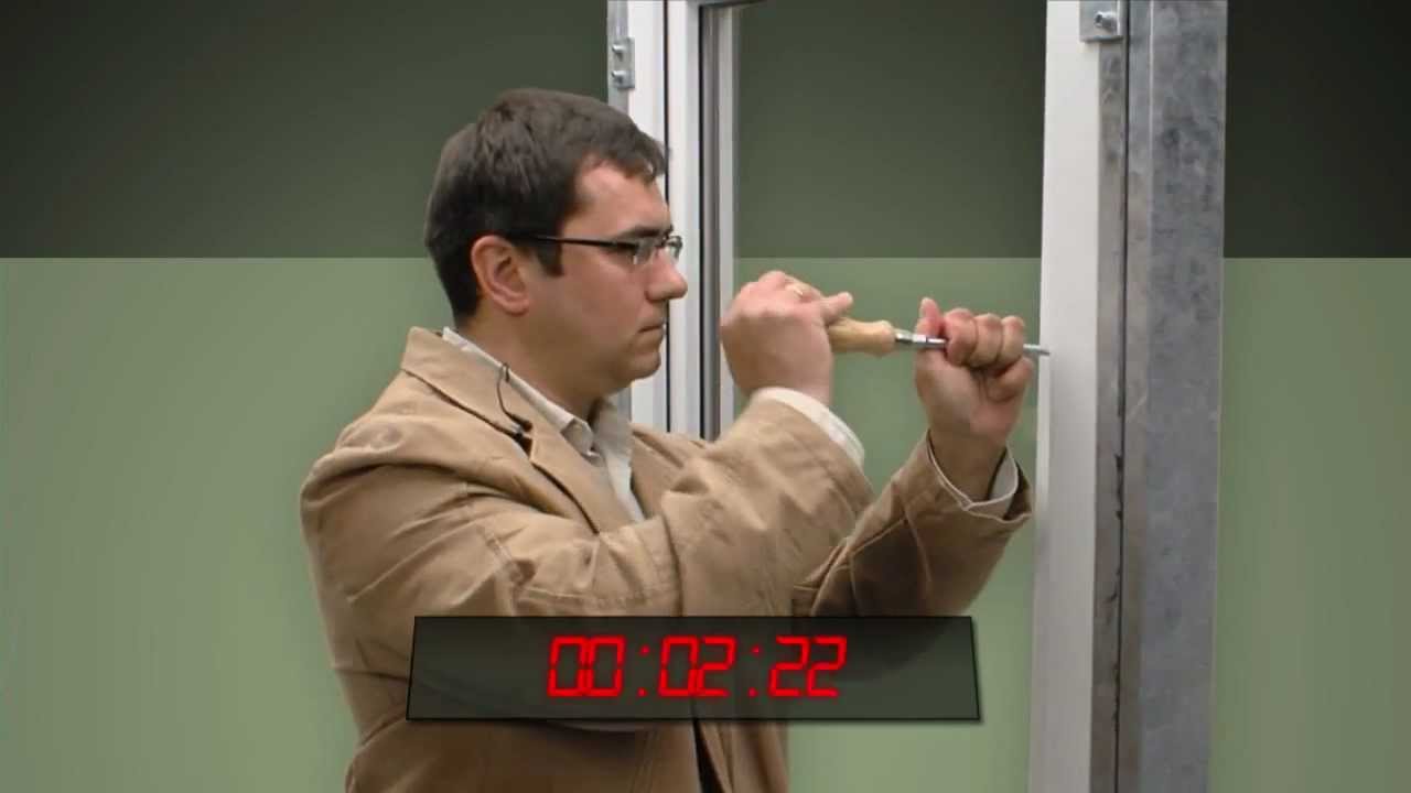 bezpečnostný test | plastové okná | eurookná | okenné kovanie MACO (čítajte mako)