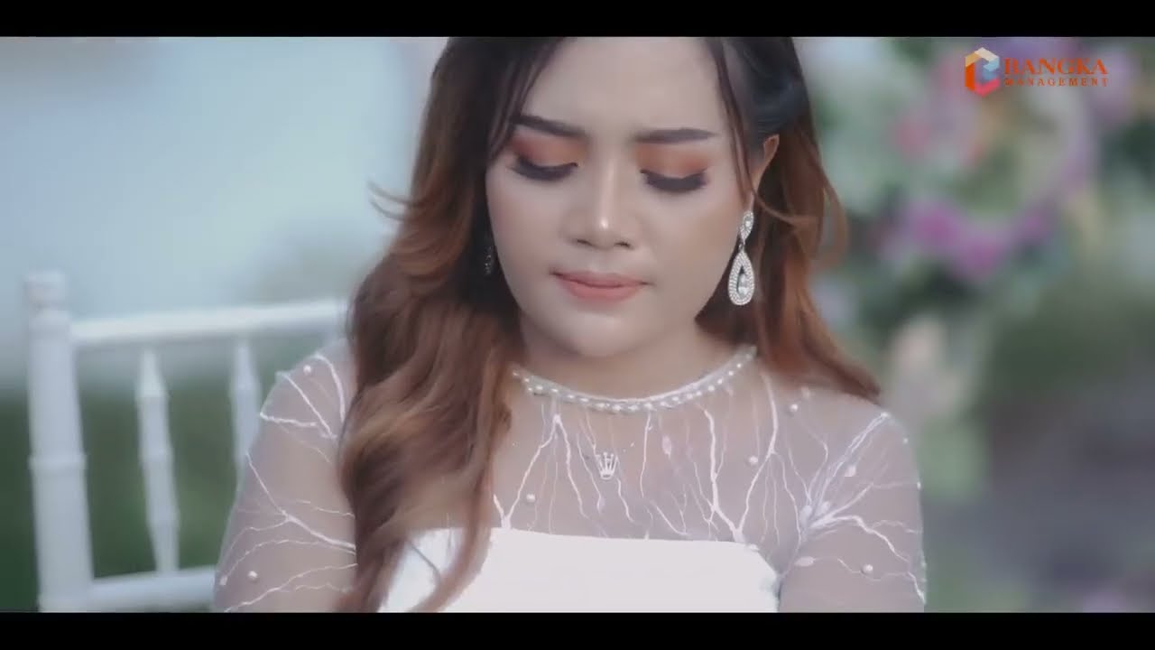 LAGU TARLING PALING TERBARU 2024 ( RIBUT KARO RABINE - AYU KARLINA )  Original Video Clip