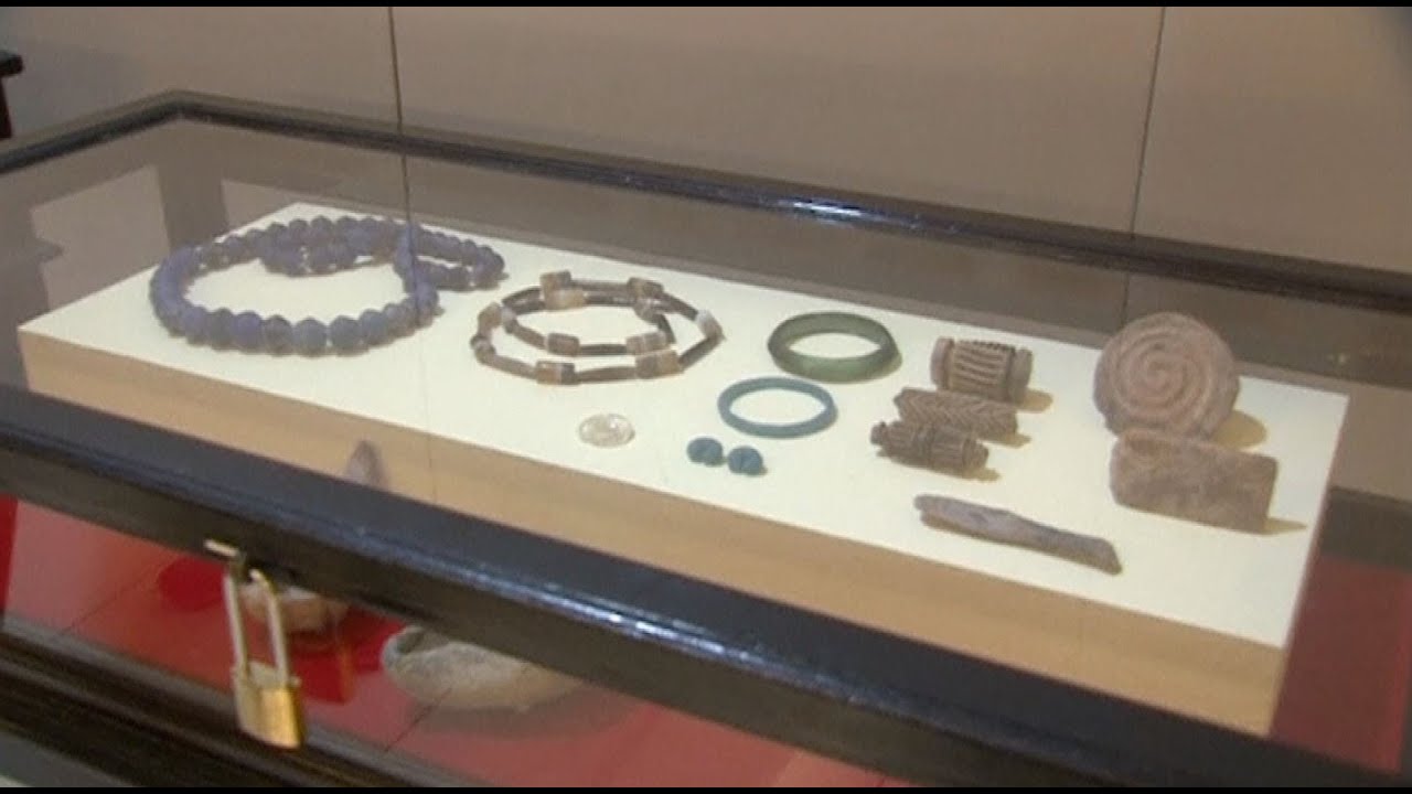 US returns stolen ancient artifacts to Thailand