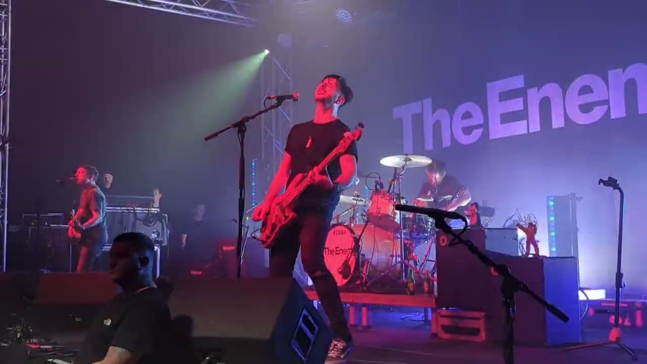 The Enemy - Be Somebody (Live at HMV Empire, Coventry 05/11/22)