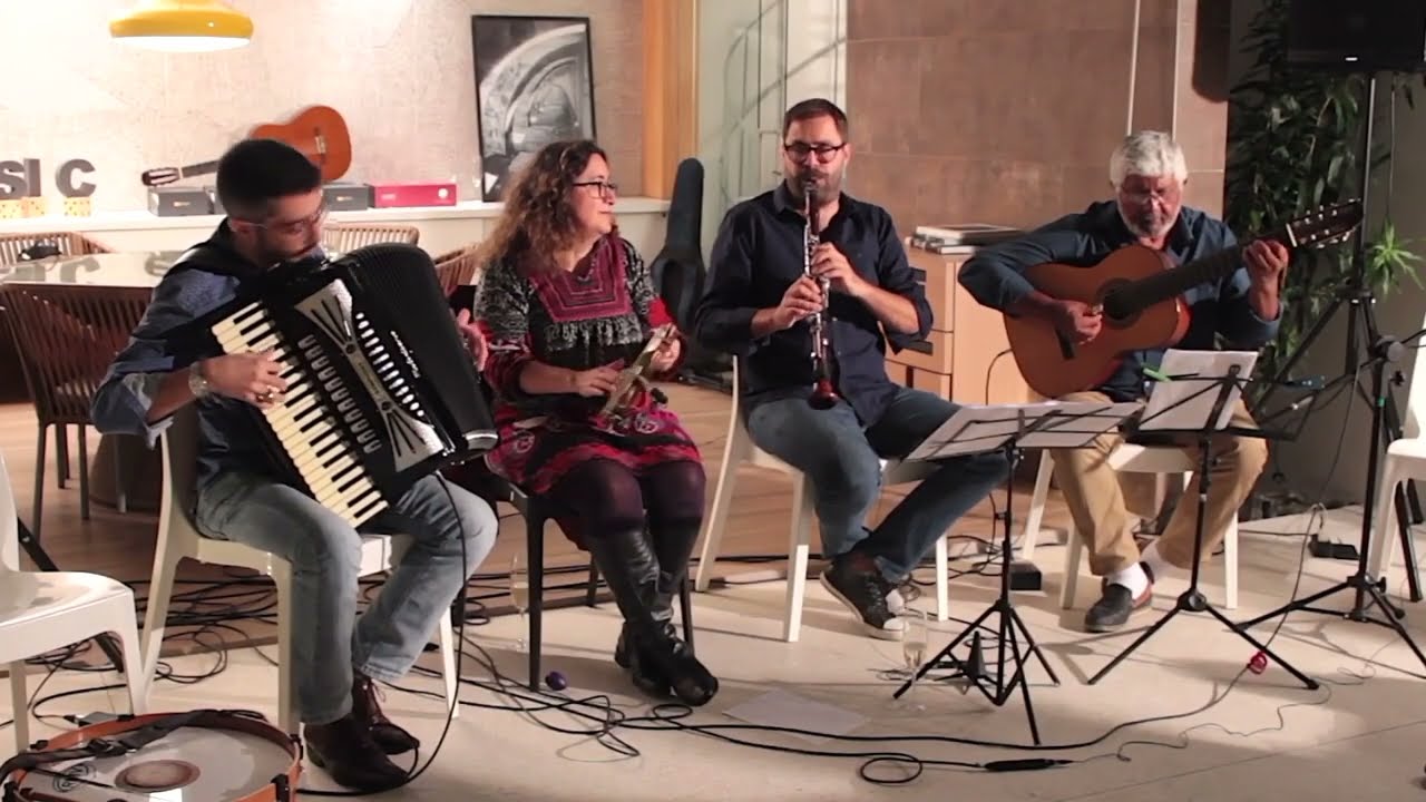 09- Preciso Me Encontrar (Cartola) | AO VIVO- AO VIVO | ALEXANDRE RIBEIRO e ROBERTA VALENTE convidam