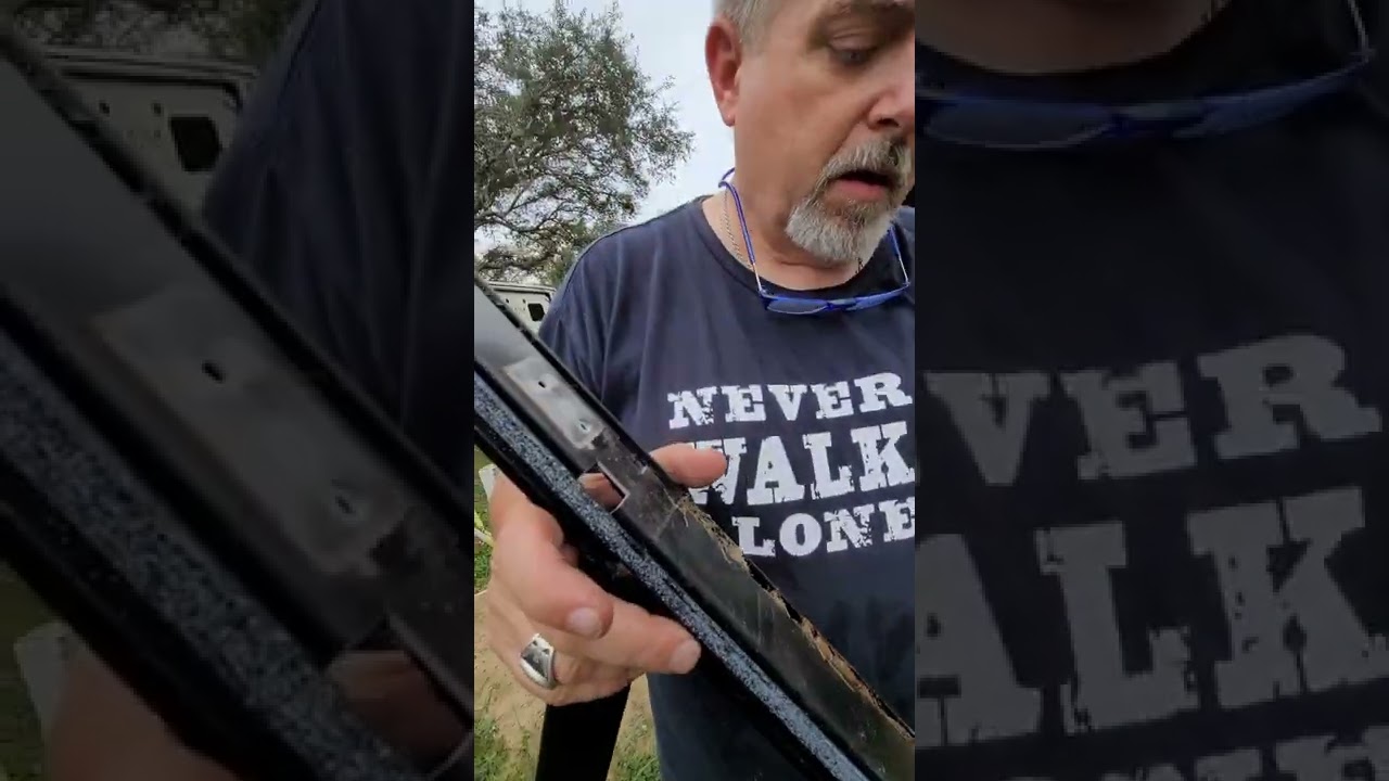 Replacing Our Carefree Awning Arm -- Even Vetern Full-Time RVers Make Mistakes