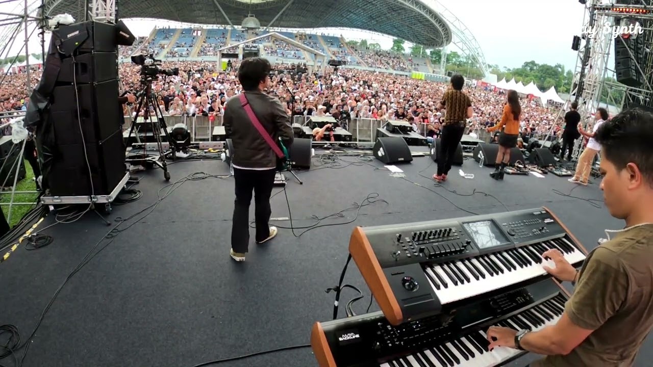 D'MASIV X @ShakiraJasmineOfficial  Live in Johor, Malaysia (Keyboard cam)