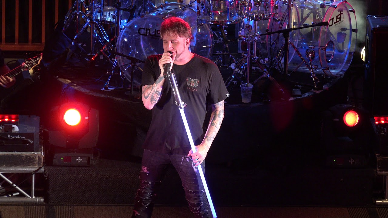 Contagious Live   (Sweet Home Alabama) 4K