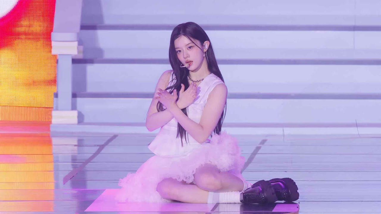 [8K] 251108 아일릿 민주 ILLIT MINJU - 時よ止まれ（Toki Yo Tomare) 직캠 Fancam @2025 ILLIT GLITTER DAY Encore