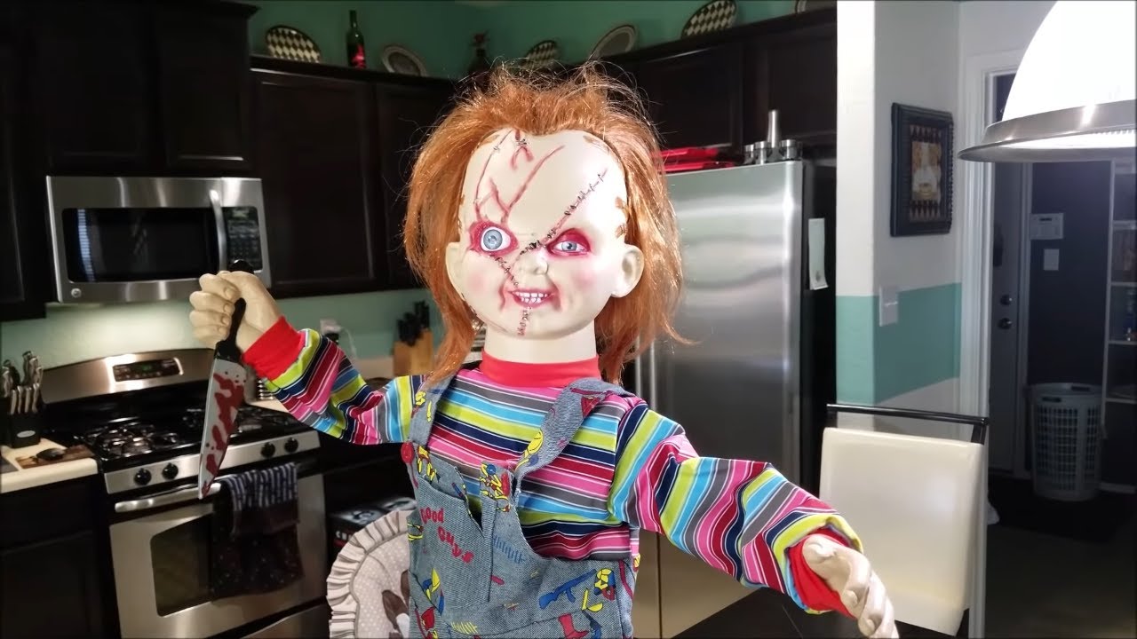 Spirit Halloween 2 Ft Bump ‘N Go Chucky Animatronics (Unboxing/Setup)