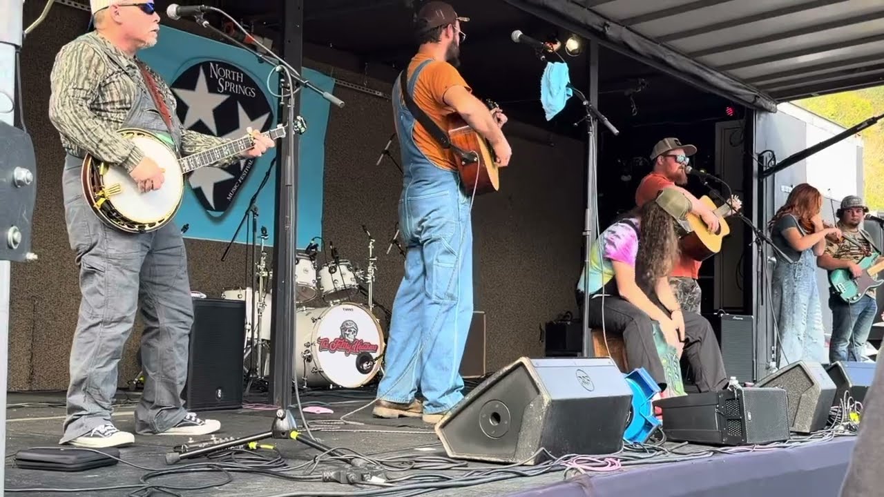 The Creekers - “Lay You Down“ @ North Springs Music Festival, Whitleyville, TN 10/10/25