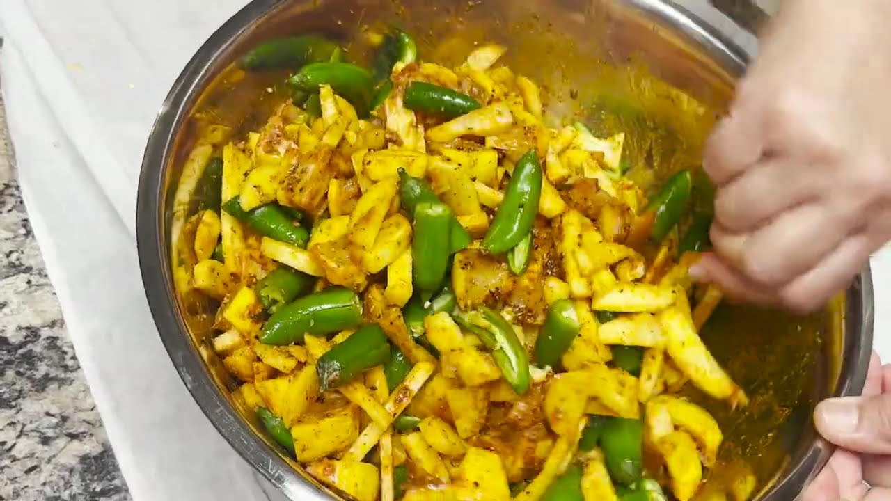 Homemade Ginger, Lemon & Green chili pickle - The Ultimate 5-Minute Digestion Booster! 🍋🌶️🫚