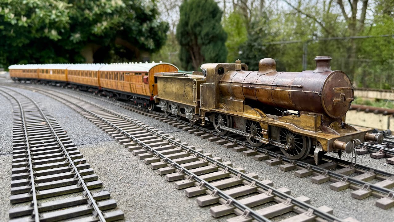 Tom Barratt J6 on test at Whitwick gauge 1 track Monday 14/04/25