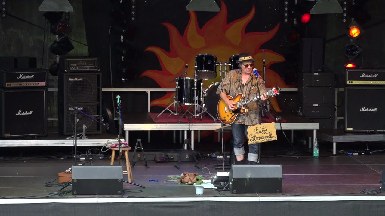 Lutz Stra&szlig;enroller. World Music Festival der Klangfreunde 2024