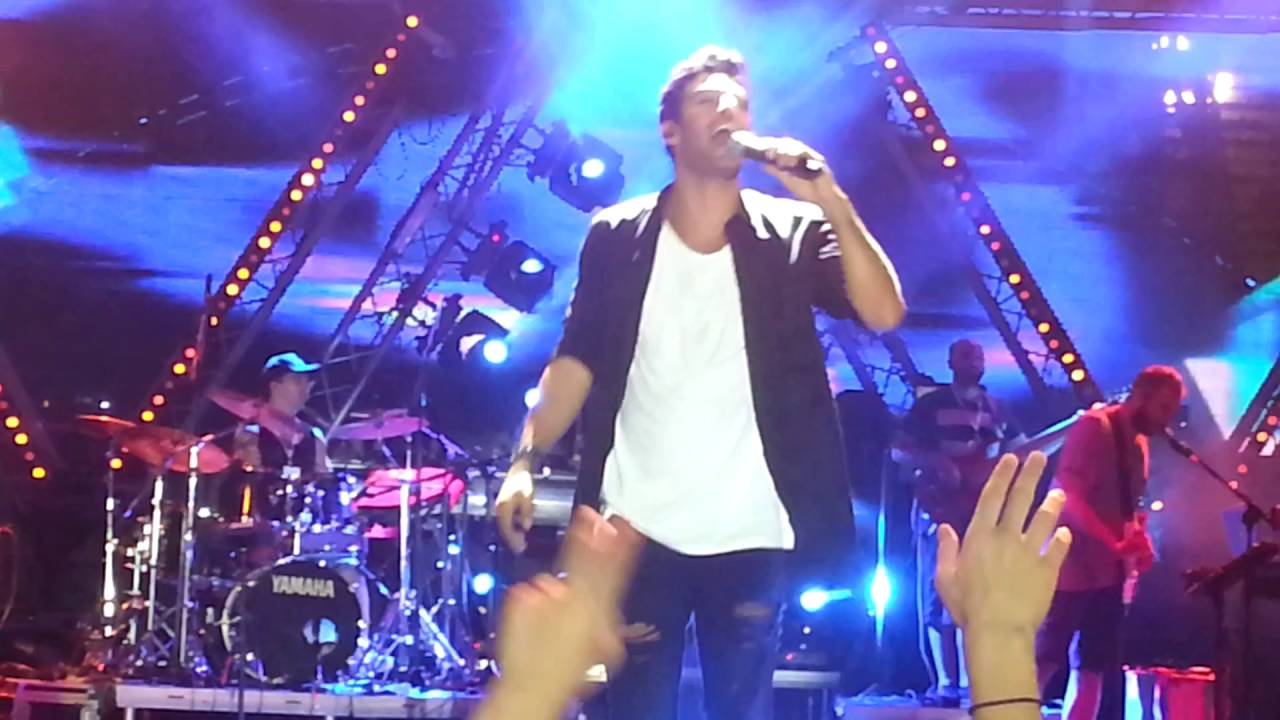 Kostas Martakis***Ta kataferes