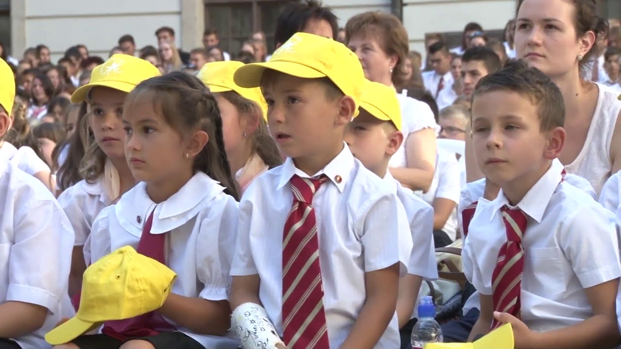 Az Eszterházy Károly Gyakorlóiskola Tanévnyitó Ünnepsége (2017.09.01.)
