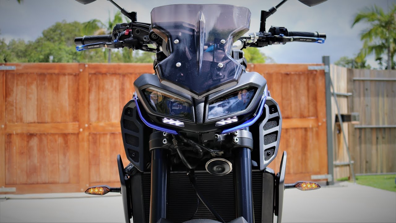 2017 - 2019 Yamaha MT-09 / FZ-09 Installing LED indicators