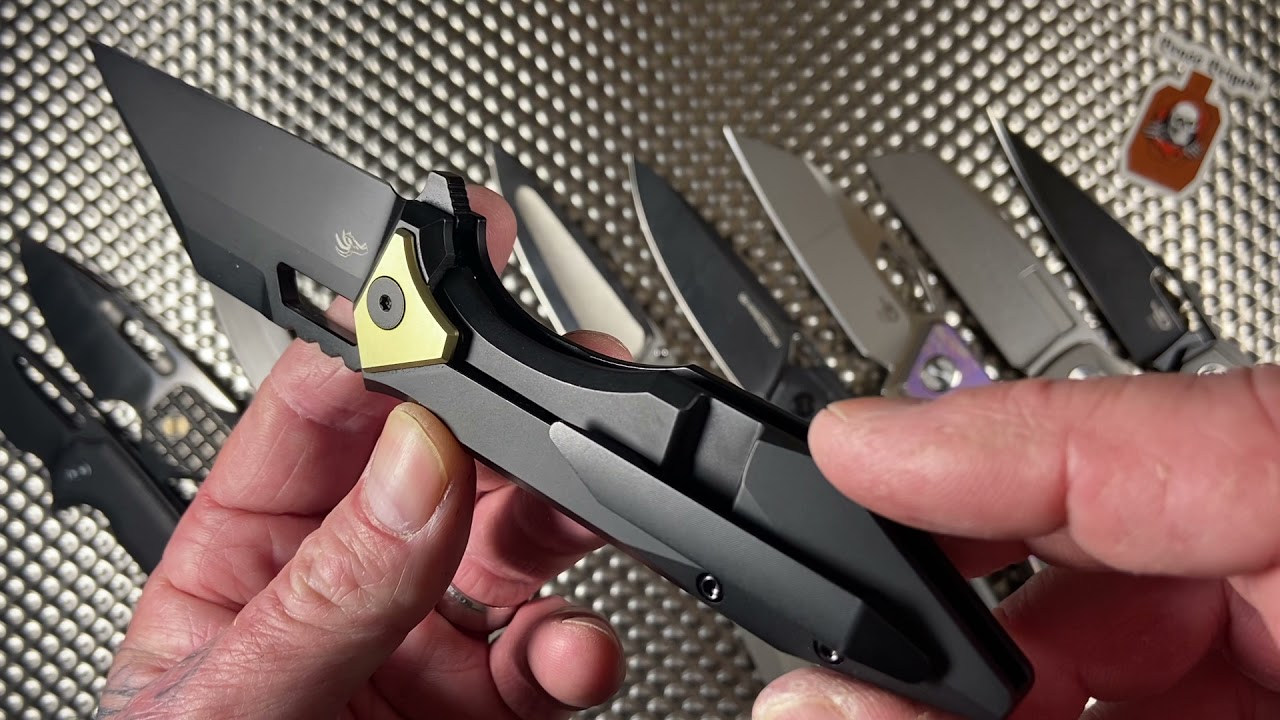 Fidget Friendly knives