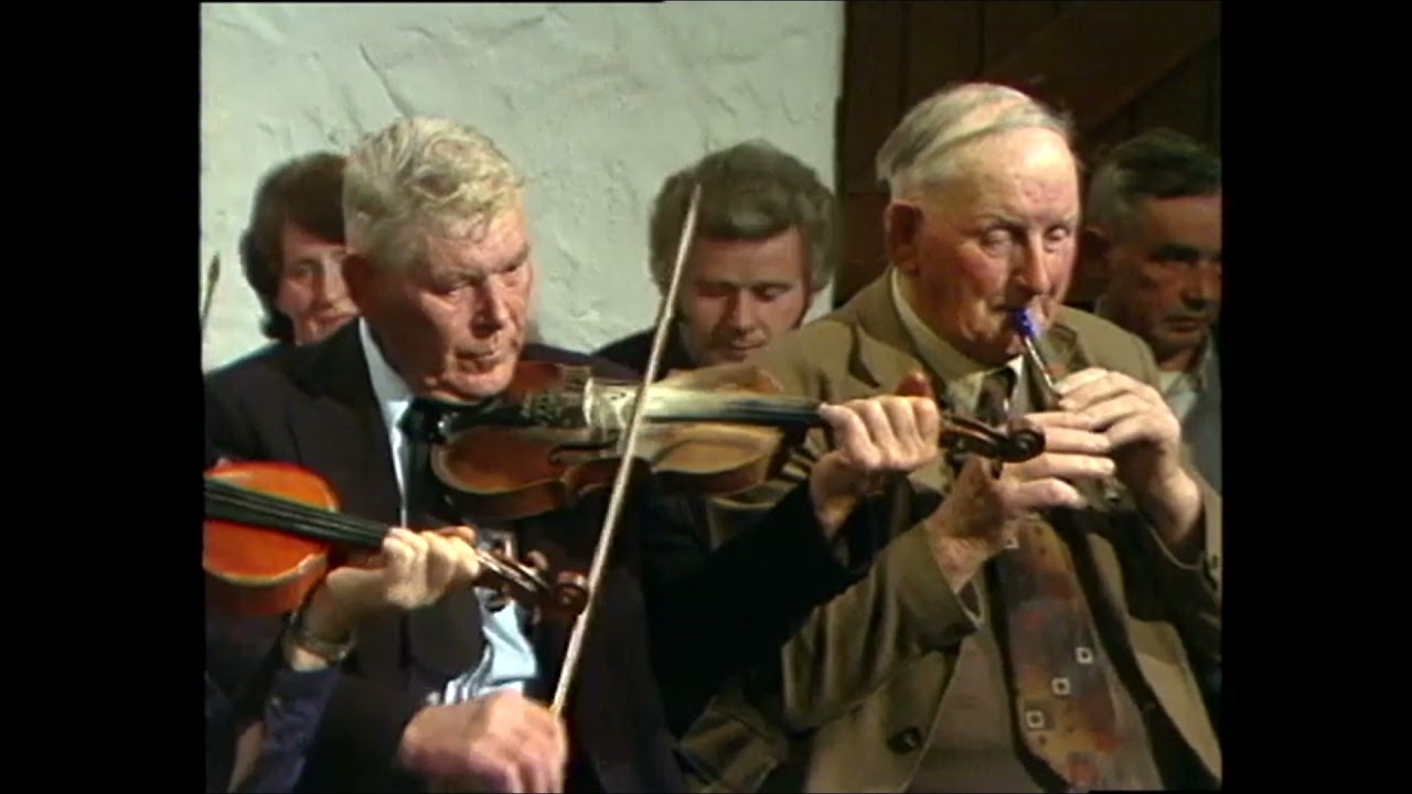 Three Reels from The Kilfenora Céilí Band, Ireland 1982