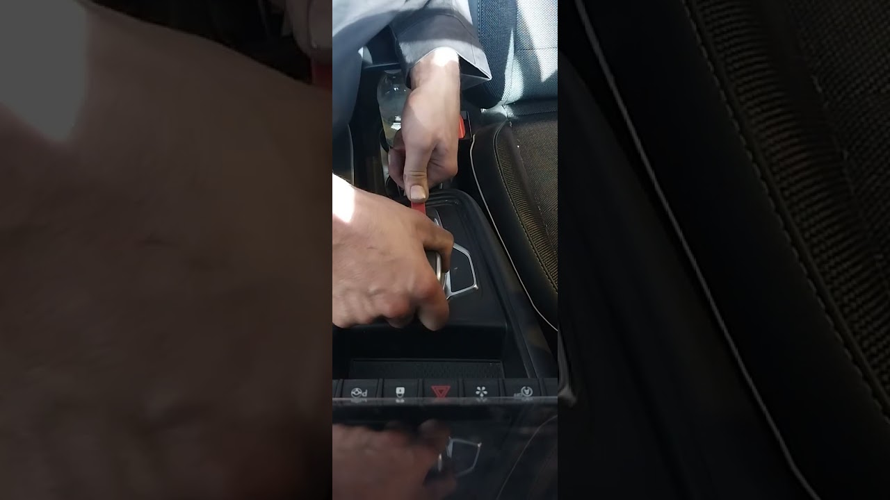 Renault Captur gear knob remove #2024