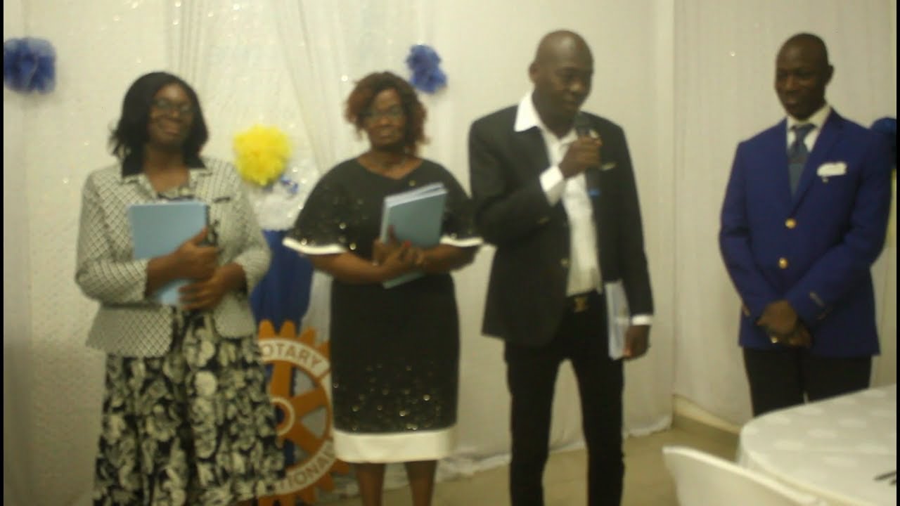 Intronisation de nouveaux membres (Rotary Club Bouaké Savane)