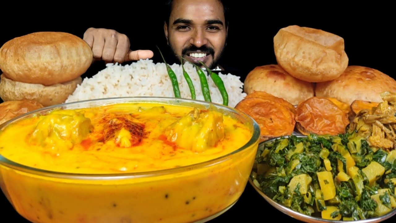 Eating Puri, Kadhi Chawal, Brinjal Fry, Aloo Muli Saag Bhaja, Mocha Bhaja & Spicy Chilli Mukbang