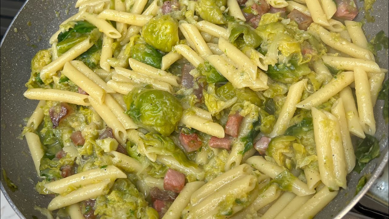 Cavoletti o cavolini di Bruxelles in padella pasta pennette 😋🇮🇹💫 #food #cucinelli #italiancuisine 