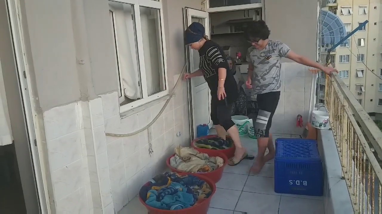 Leğende battaniye yıkayan kaldımı ben varım herhalde🙈 kaynanam bana kızdı durdu😳
