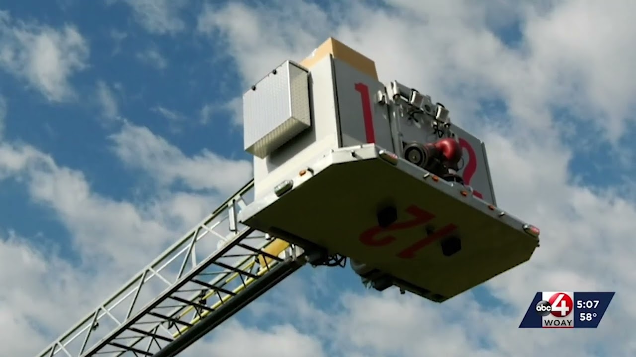 Pumpkin drop contest held at New River Intermediate School