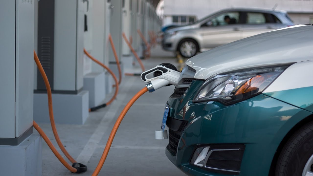 Electric Vehicles market &lsquo;going up&rsquo; as a result of petrol crisis