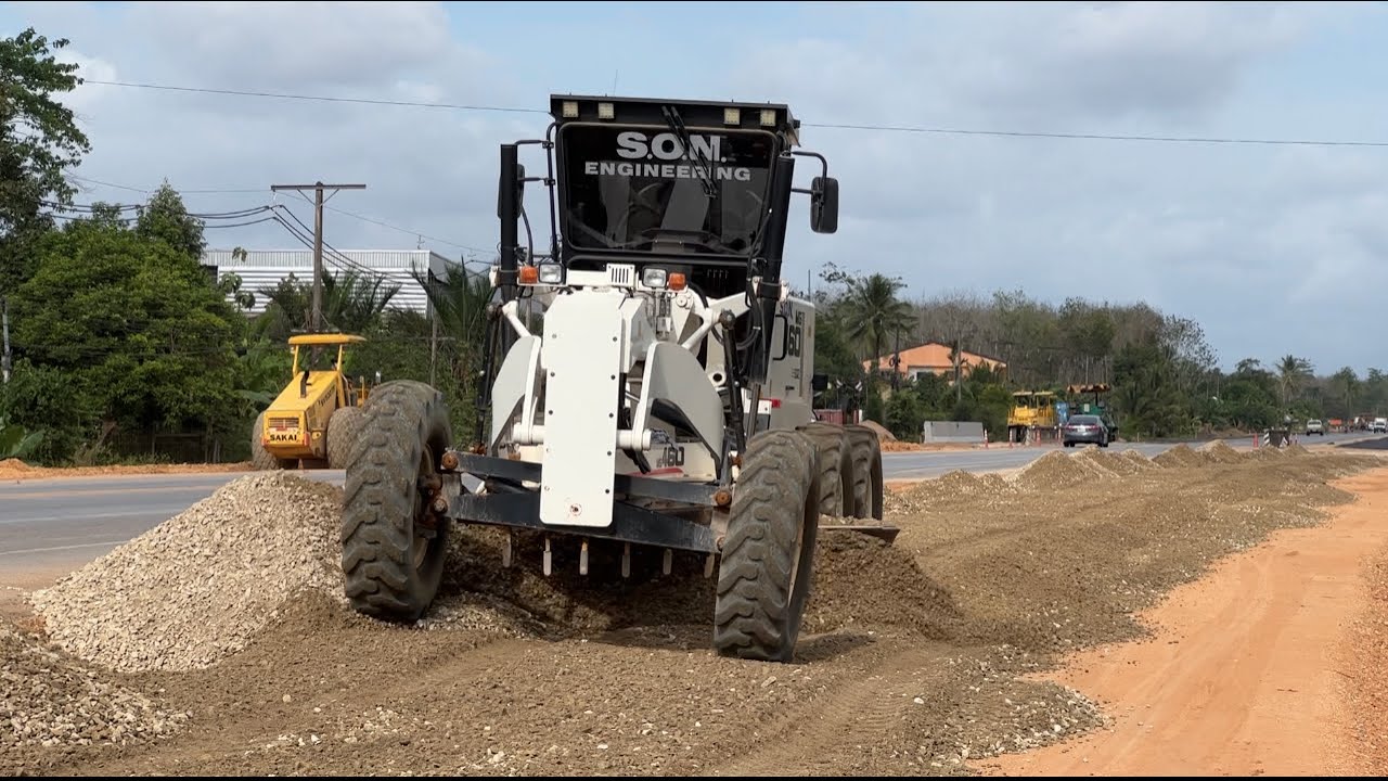 เกรดเดอร์สายพันธุ์ตุรกี HIDROMEK MG460 มิกซ์หินคลุก