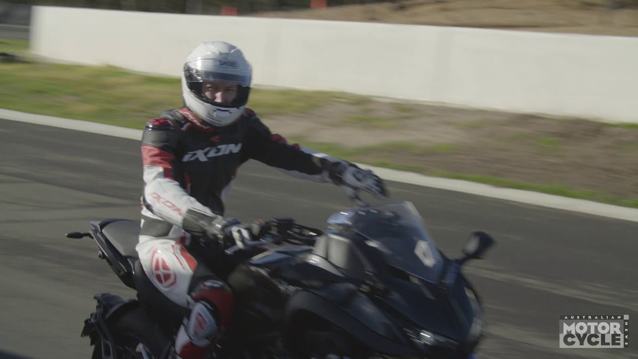 Yamaha MT-09 V Niken
