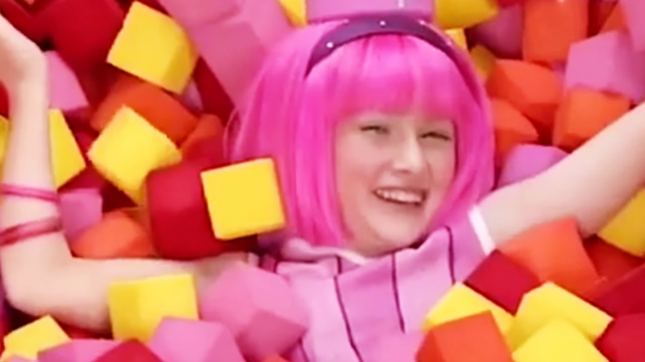 Lazy Town Bing Bang (Time To Dance) Sing Along with Stephanie and Sportacus | Lazy Town Songs