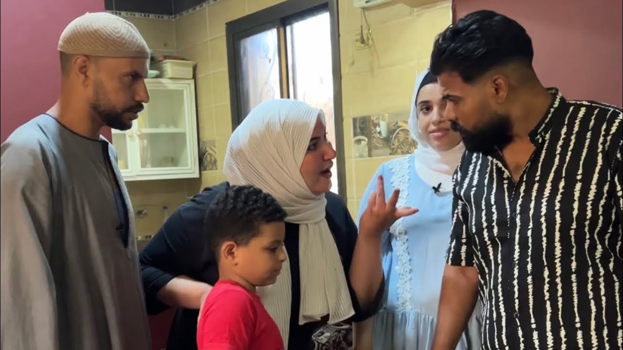 امها عايزه تجوزها ابن خالتها وتخليها تسيب خطيبها عشان مش عنده شقه والبنت هتمشى من البيت