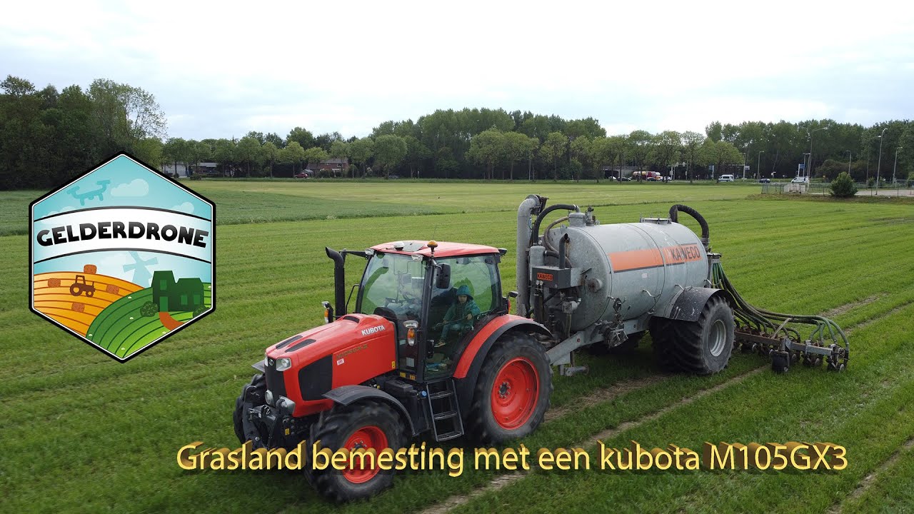 Mestseizoen 2020 Grasland bemesting met een kubota M105GX3