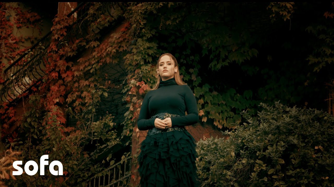 Zehra -  Bir Yanlışlık Var (Official Video)